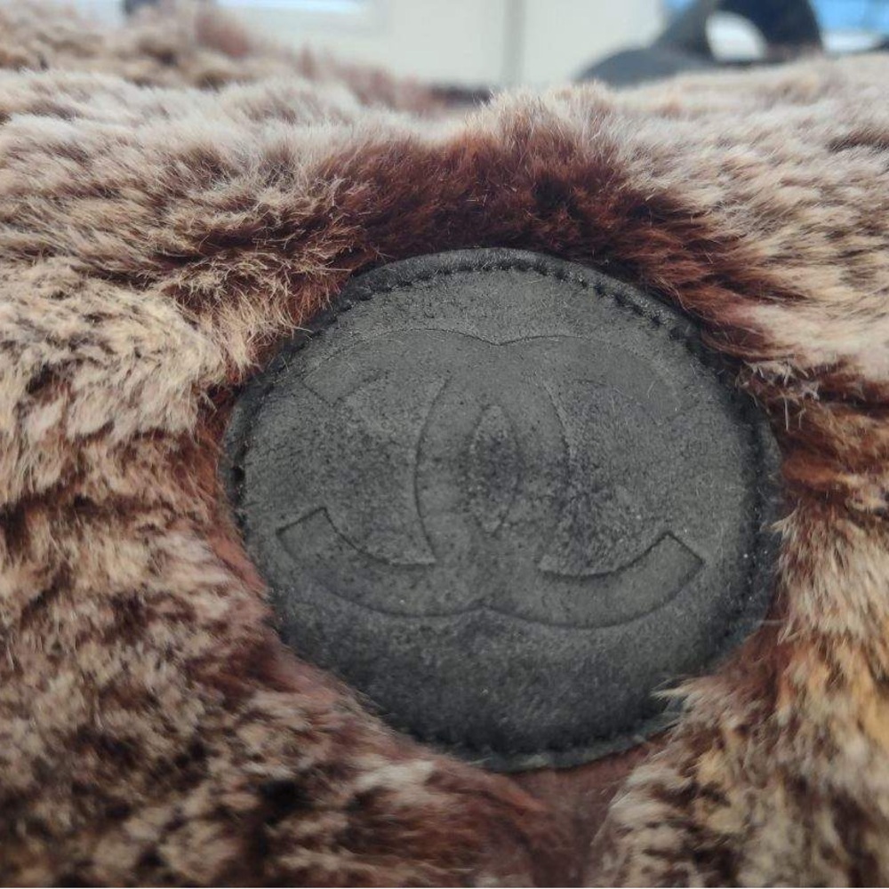 Chanel rabbit bag and wallet - Picture 2 of 7